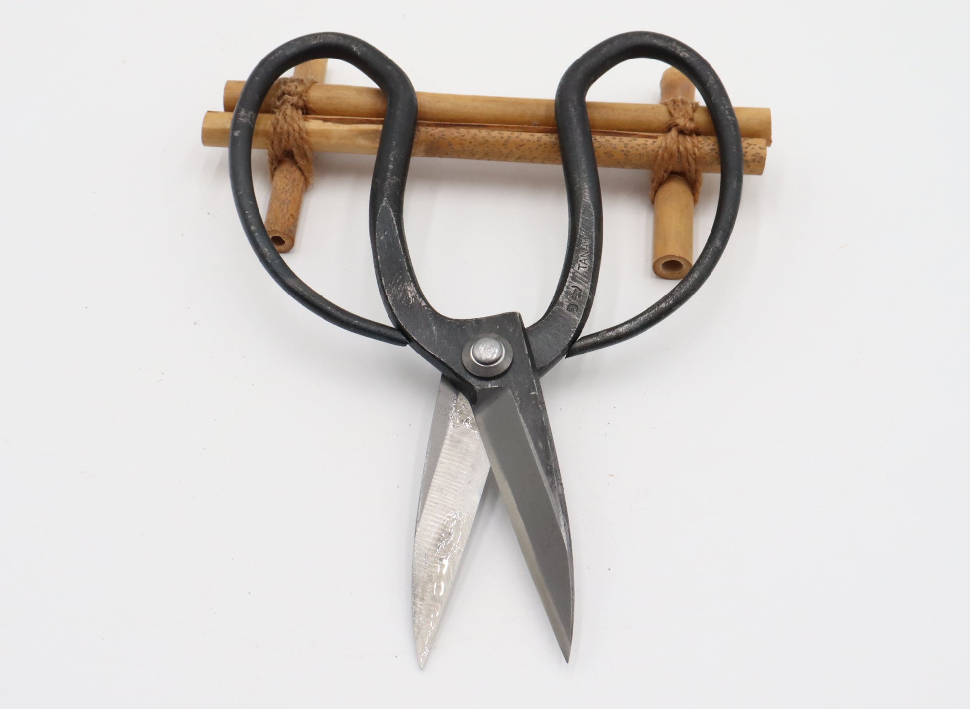 Handmade Tanabe Long Blade Gardening Scissors