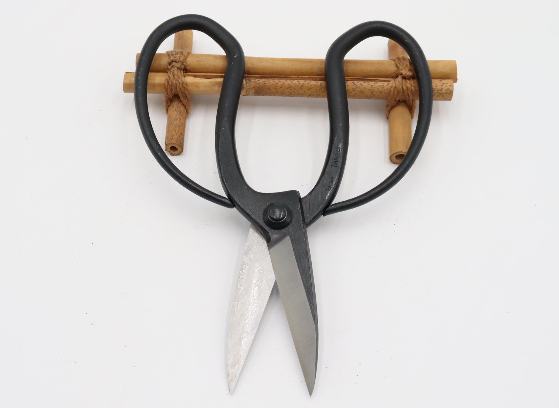 Long Blade Tenabe Gardening Scissors