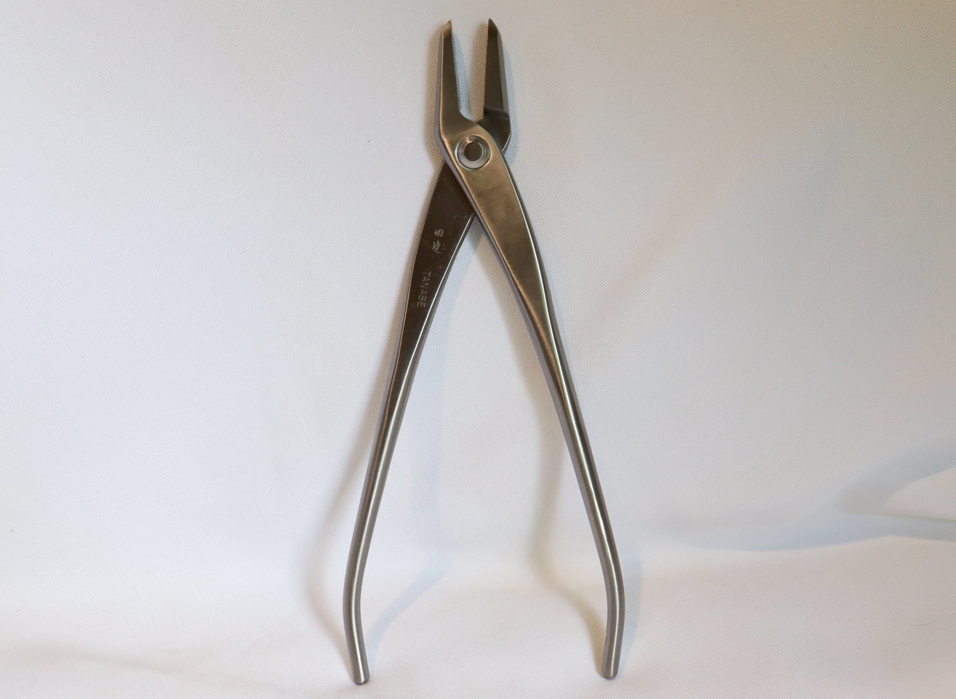 Tanabe Stainless Steel Bonsai Pliers L (T-402)