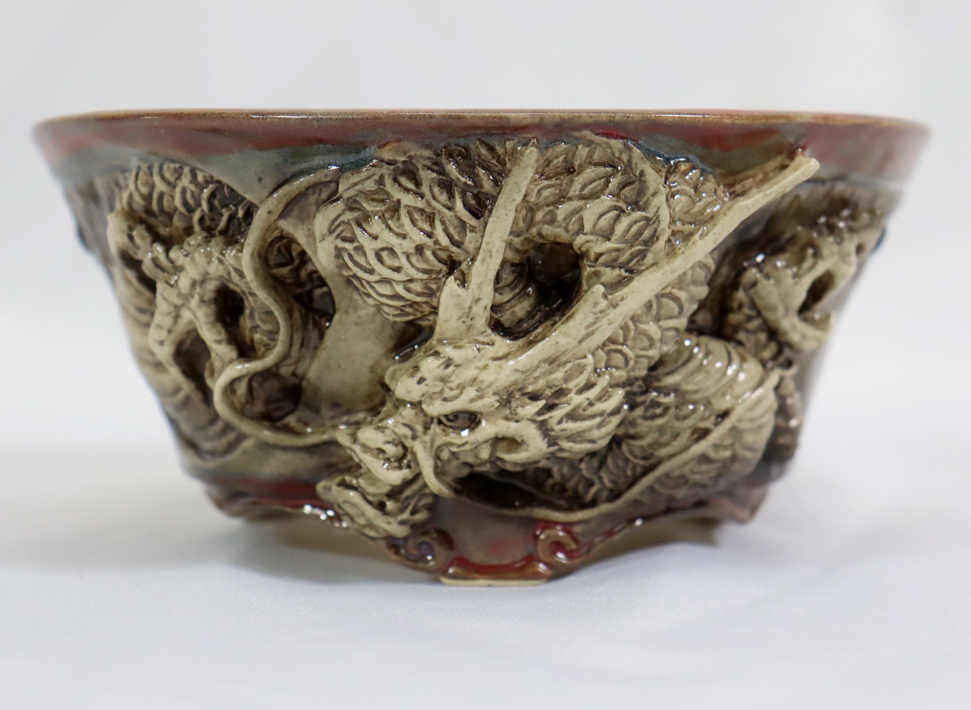 Brown Round Dragon Pot