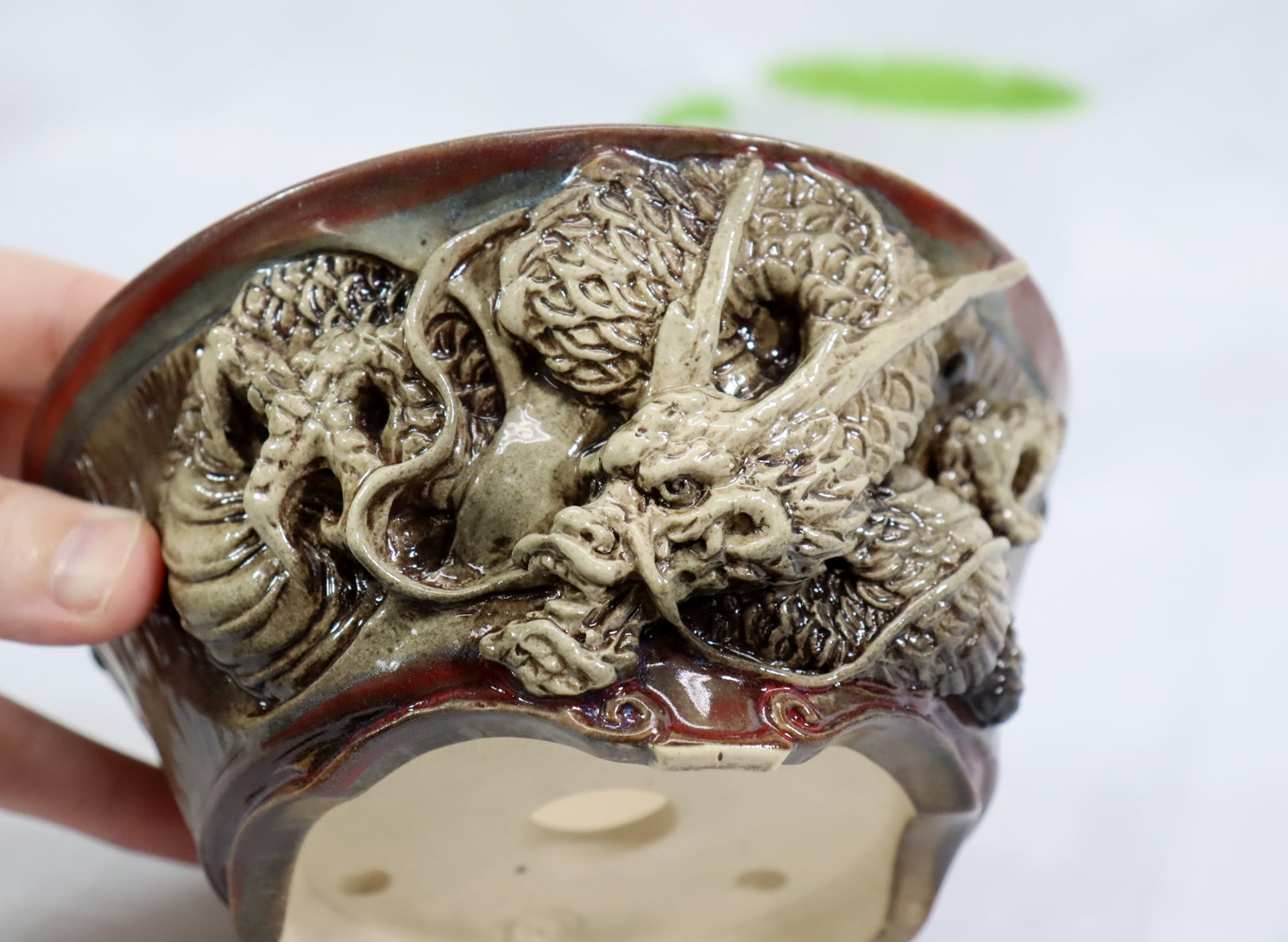Brown Round Dragon Pot