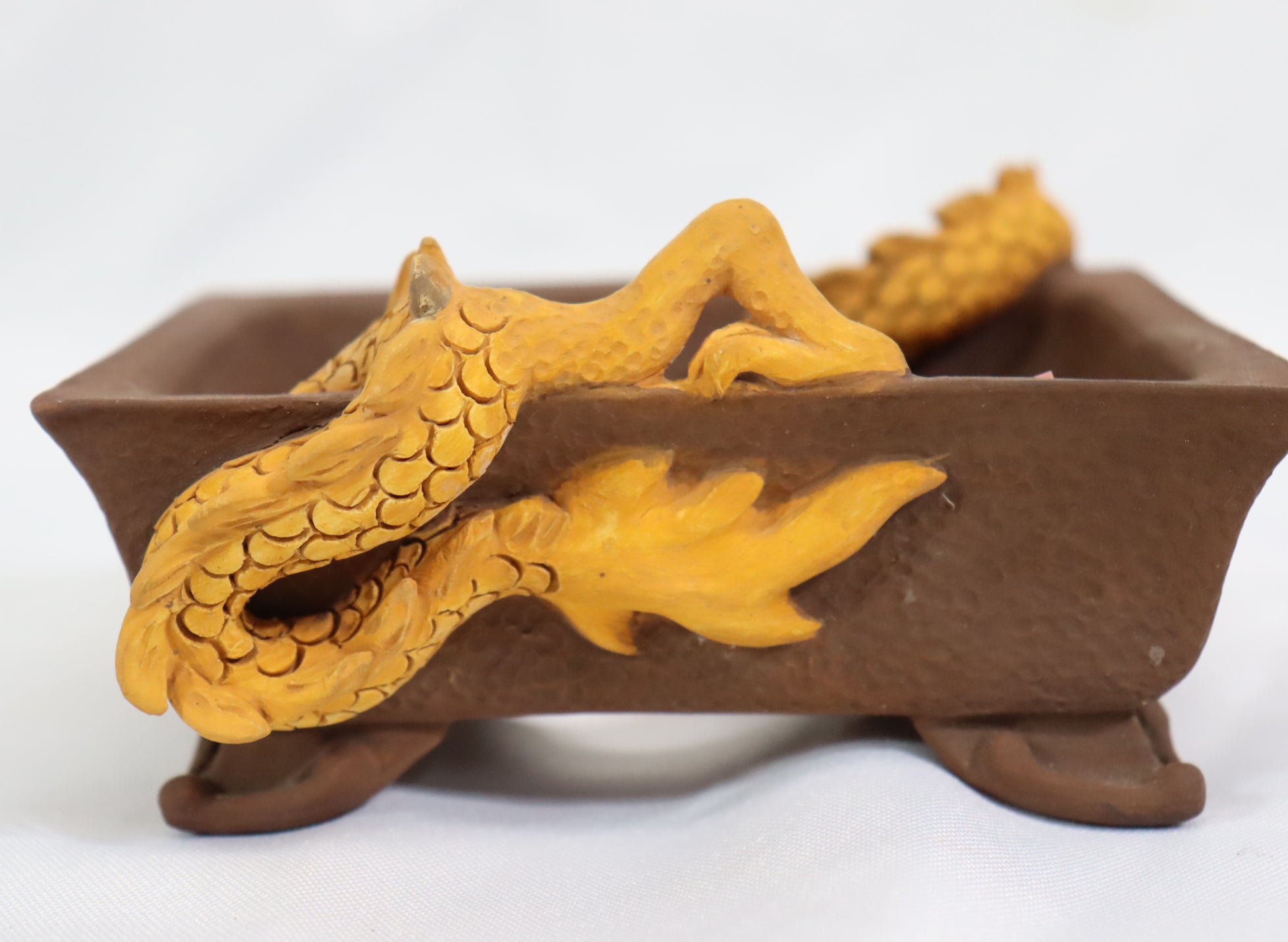 Crawling Dragon Pot